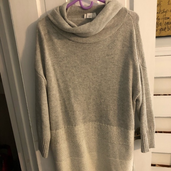 LOFT Tops - Loft gray sweater